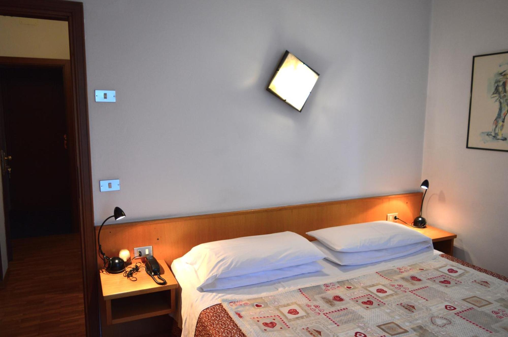 Hotel Wanda Pinzolo Exteriér fotografie