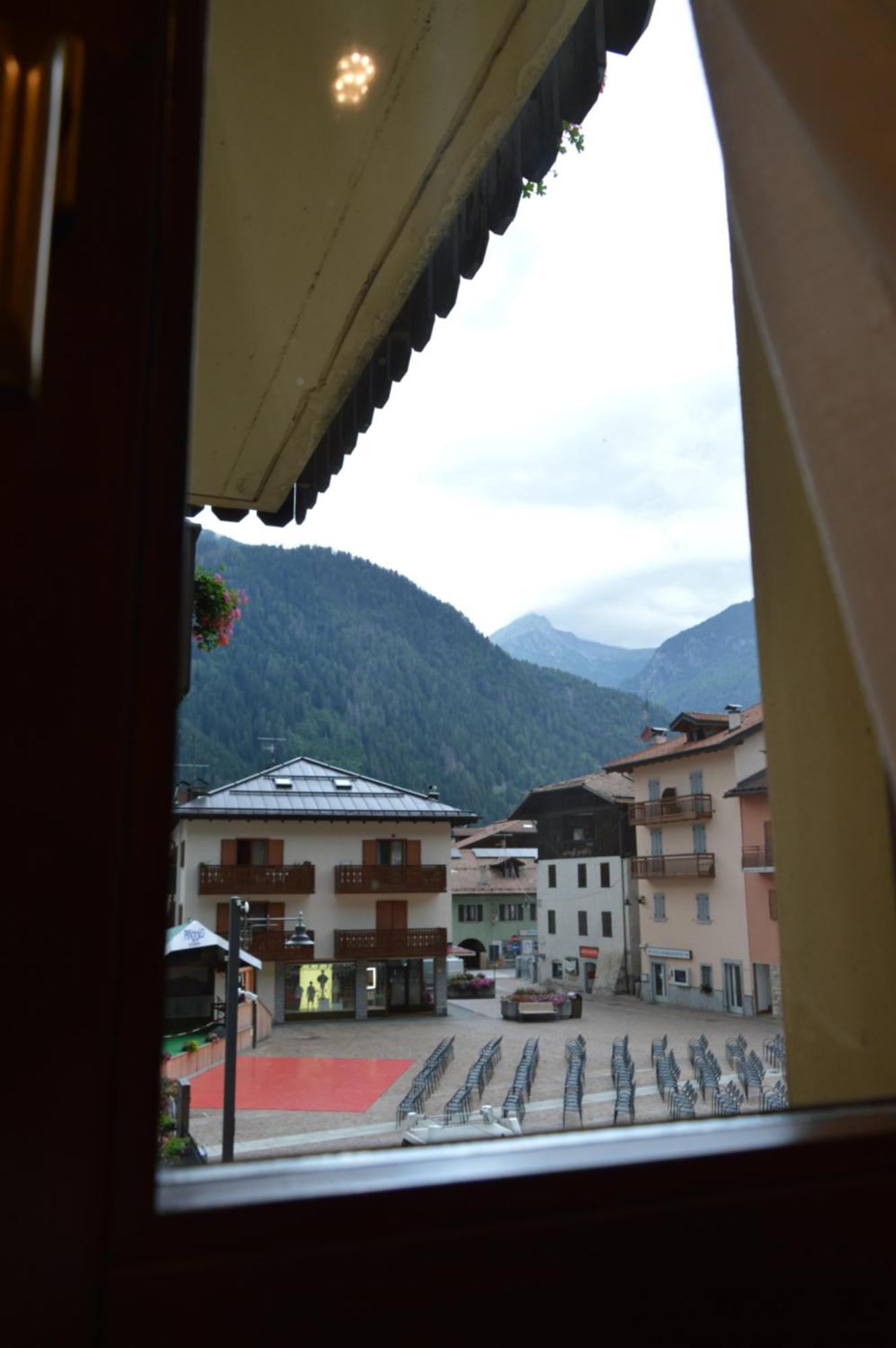 Hotel Wanda Pinzolo Exteriér fotografie